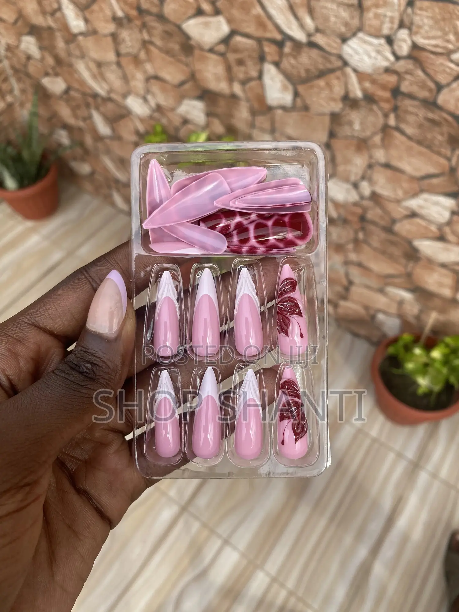 24pcs Stiletto Press-on Nails With Elegant 3d Designs