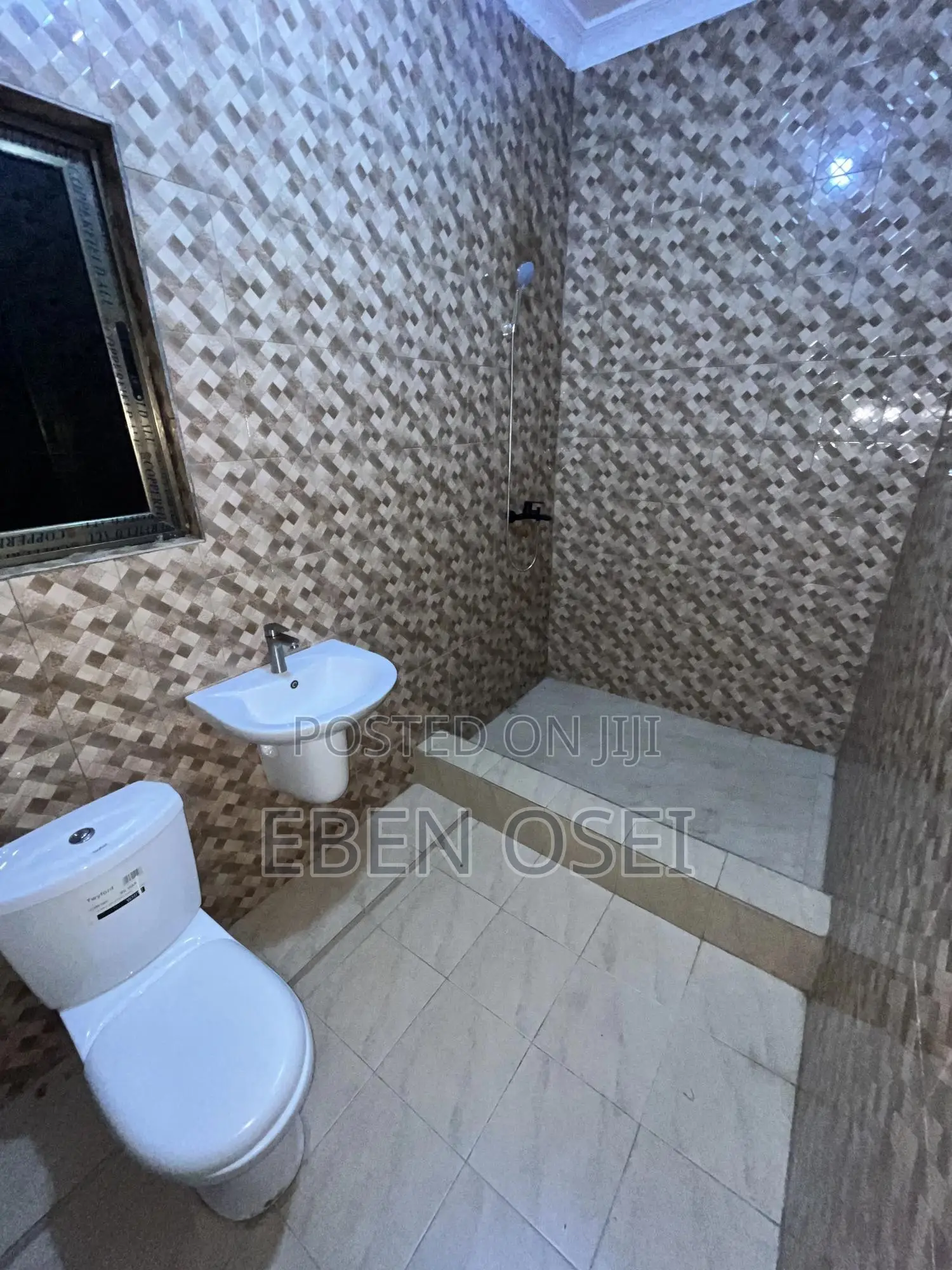 2bdrm Apartment in Dansoman for rent