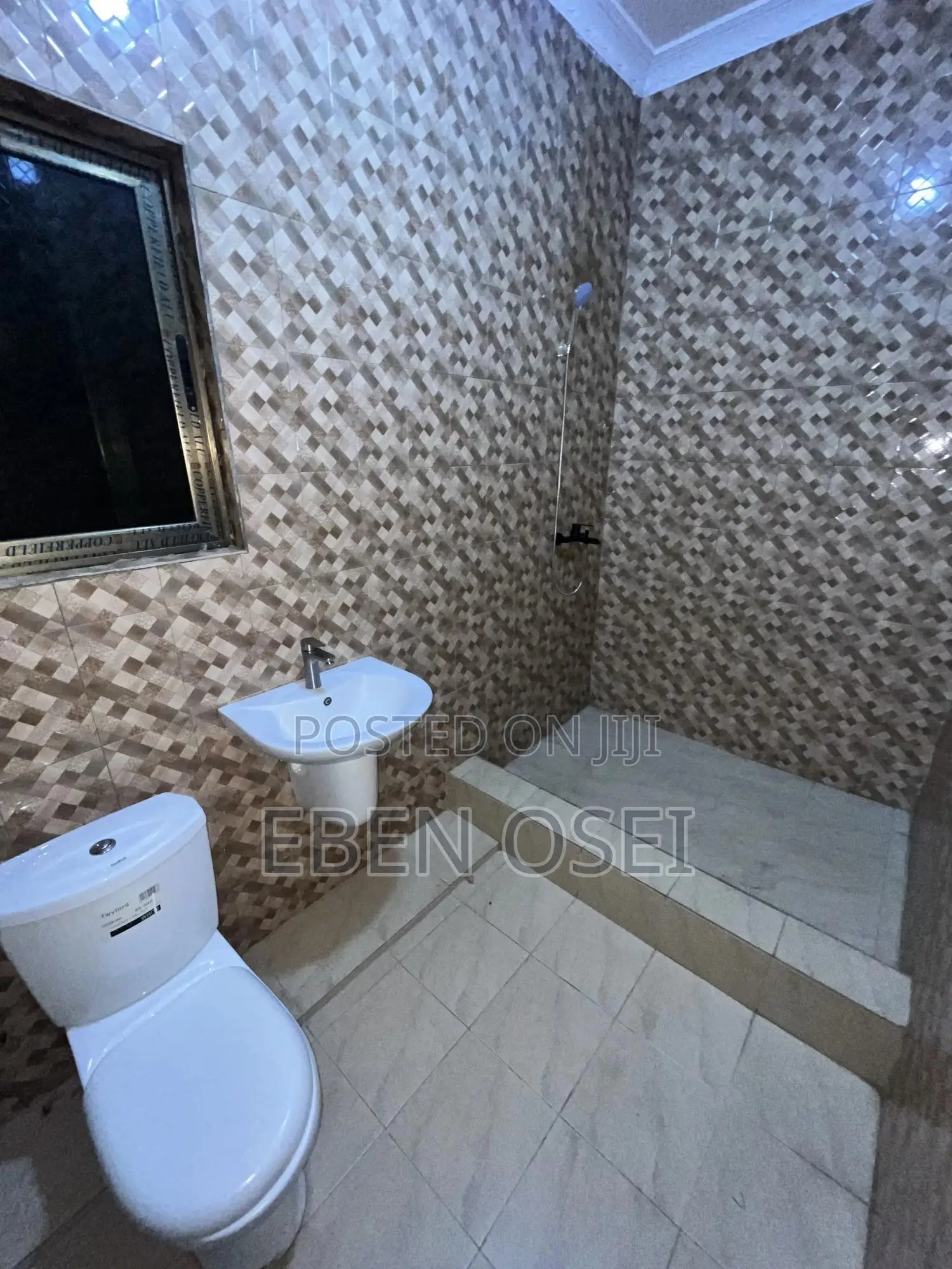 2bdrm Apartment in Dansoman for rent