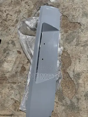 Hyundai Tucson 2016-2018 Boot Molding