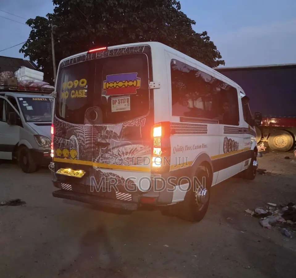 Mercedes-Benz Sprinter 2009 White