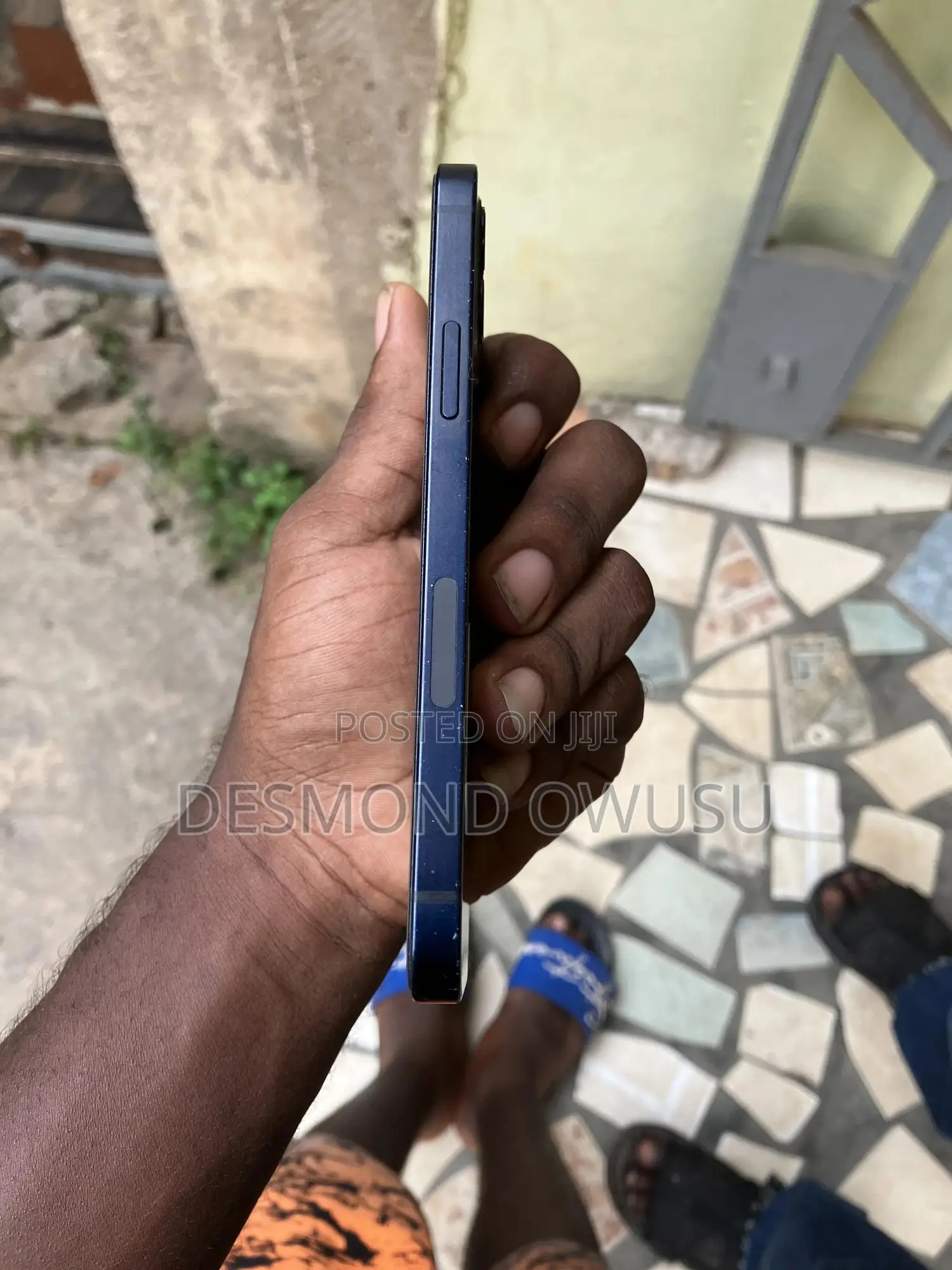 Apple iPhone 12 64 GB