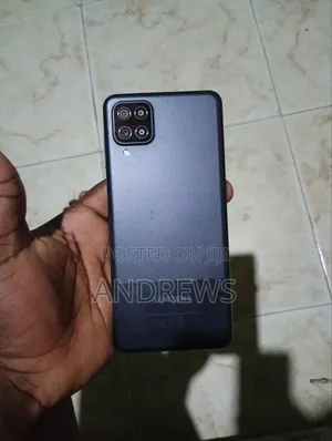 Samsung Galaxy A12 64 GB Black
