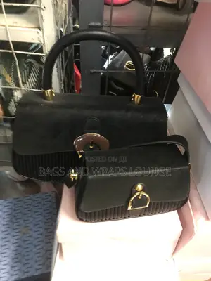Bags and Wraps Lounge