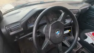 BMW 316i 1987 Red