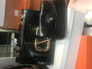 Bags and Wraps Lounge