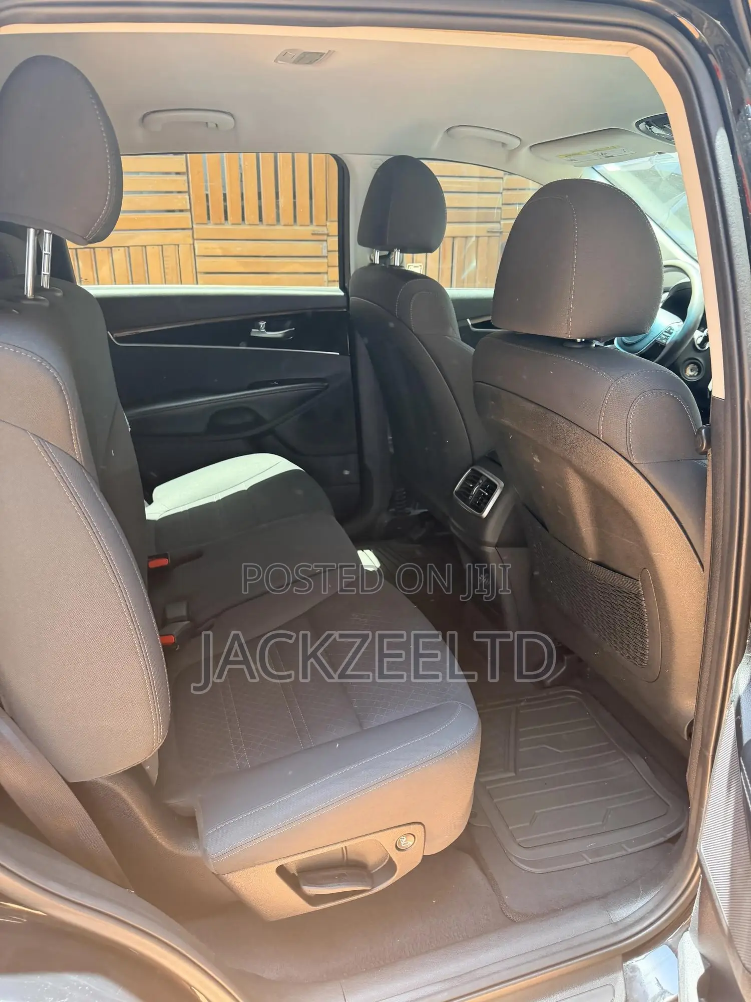 Kia Sorento 2.4L LX AWD 2020 Black