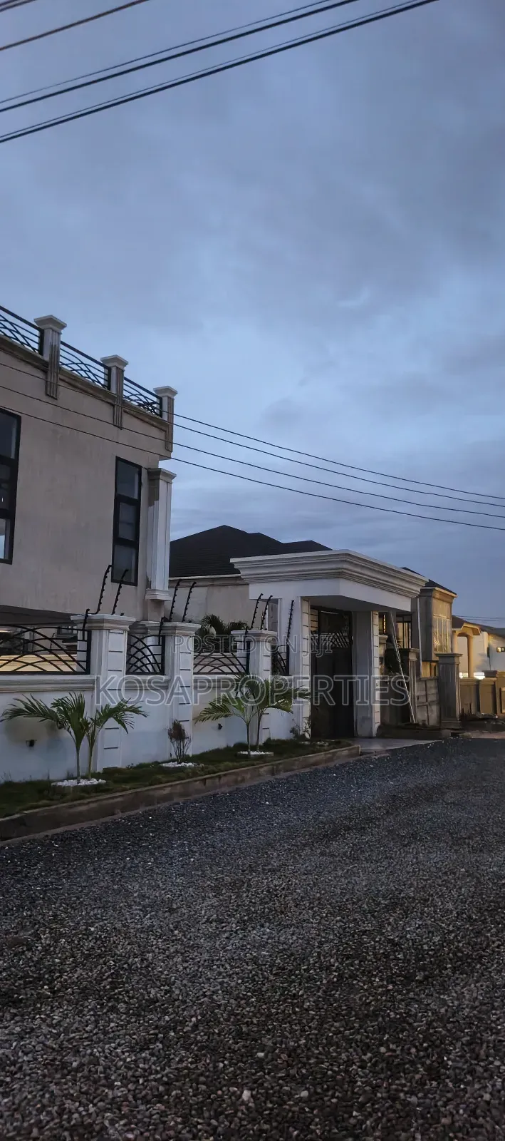5bdrm Mansion in Adjiringanor Around, East Legon for sale