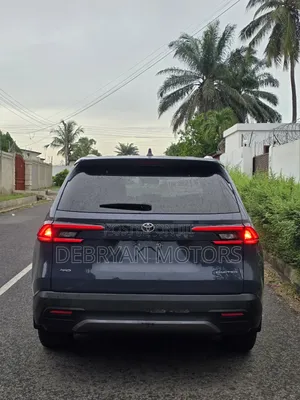 Toyota Grand Highlander Limited AWD 2024 Gray