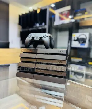 Ps4 Available With One Controller and Games