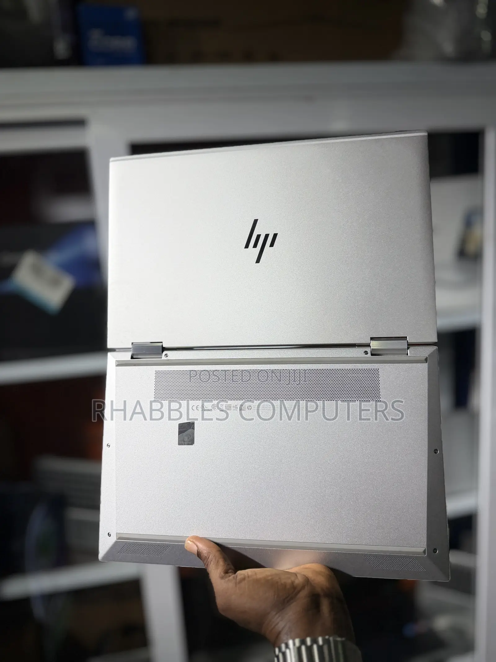 Laptop HP EliteBook 1040 G8 16GB Intel Core i7 SSD 512GB
