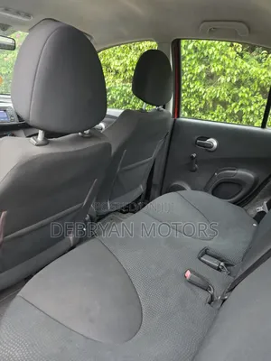 Nissan Micra 1.5 dCi Tekna 2009 Red