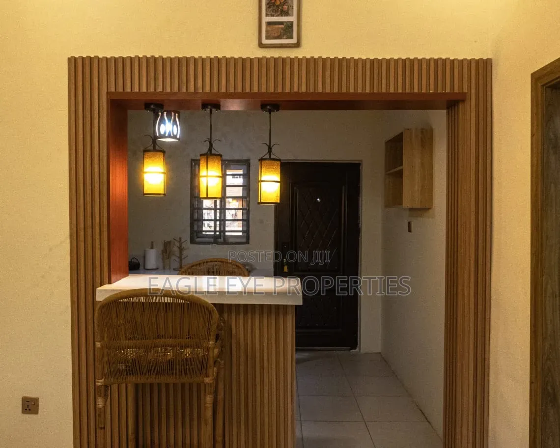 Furnished 2bdrm House in Lake Side Estate for rent