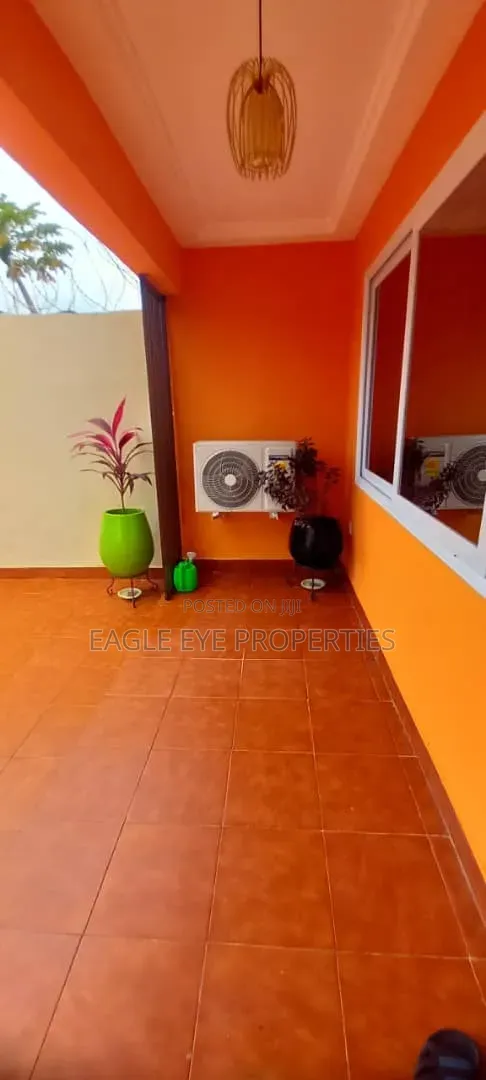 Furnished 2bdrm House in Lake Side Estate for rent