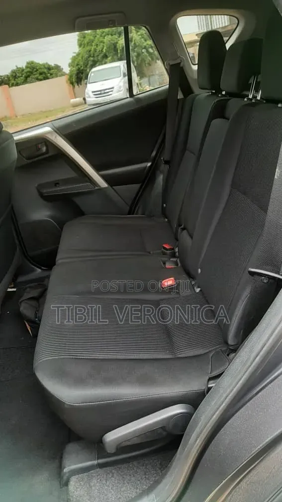 Toyota RAV4 LE 4dr SUV (2.5L 4cyl 6A) 2015 Black