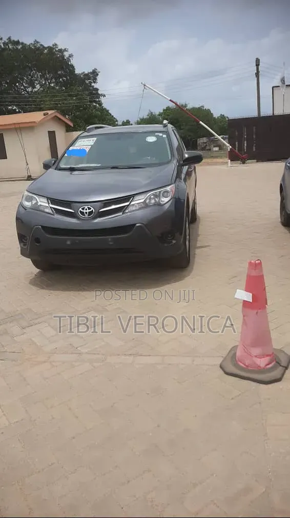 Toyota RAV4 LE 4dr SUV (2.5L 4cyl 6A) 2015 Black