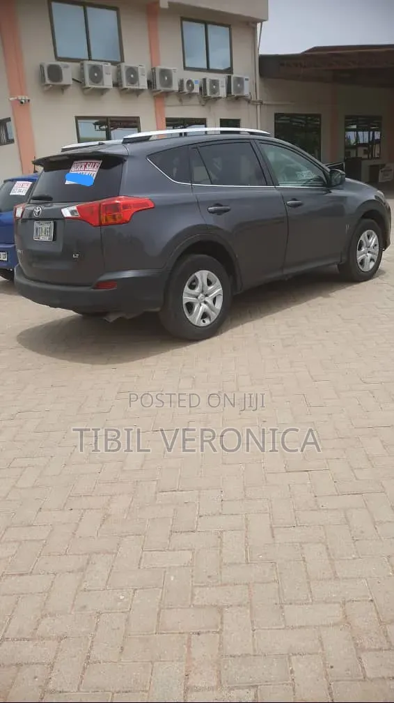 Toyota RAV4 LE 4dr SUV (2.5L 4cyl 6A) 2015 Black