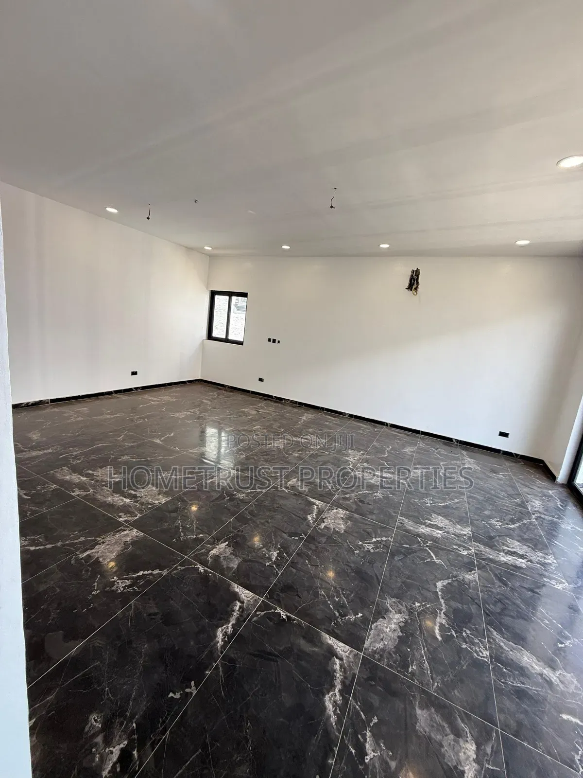 4bdrm Duplex in Achimota Tantra, Mile 7 for sale