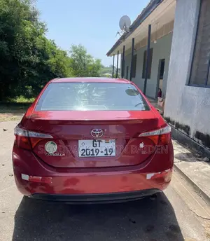 Toyota Corolla S 4dr Sedan (1.8L 4cyl CVT) 2015 Red