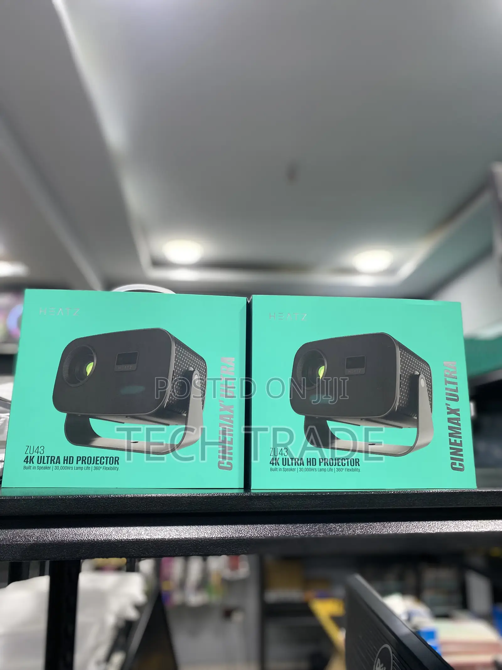 Heatz Android Ultra Hd Projector (With Built in Speaker)