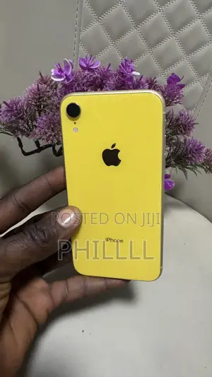 Apple iPhone XR 128 GB Yellow