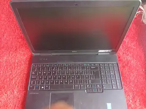 Laptop Dell Latitude e5540 8GB Intel Core i5 SSD 256GB