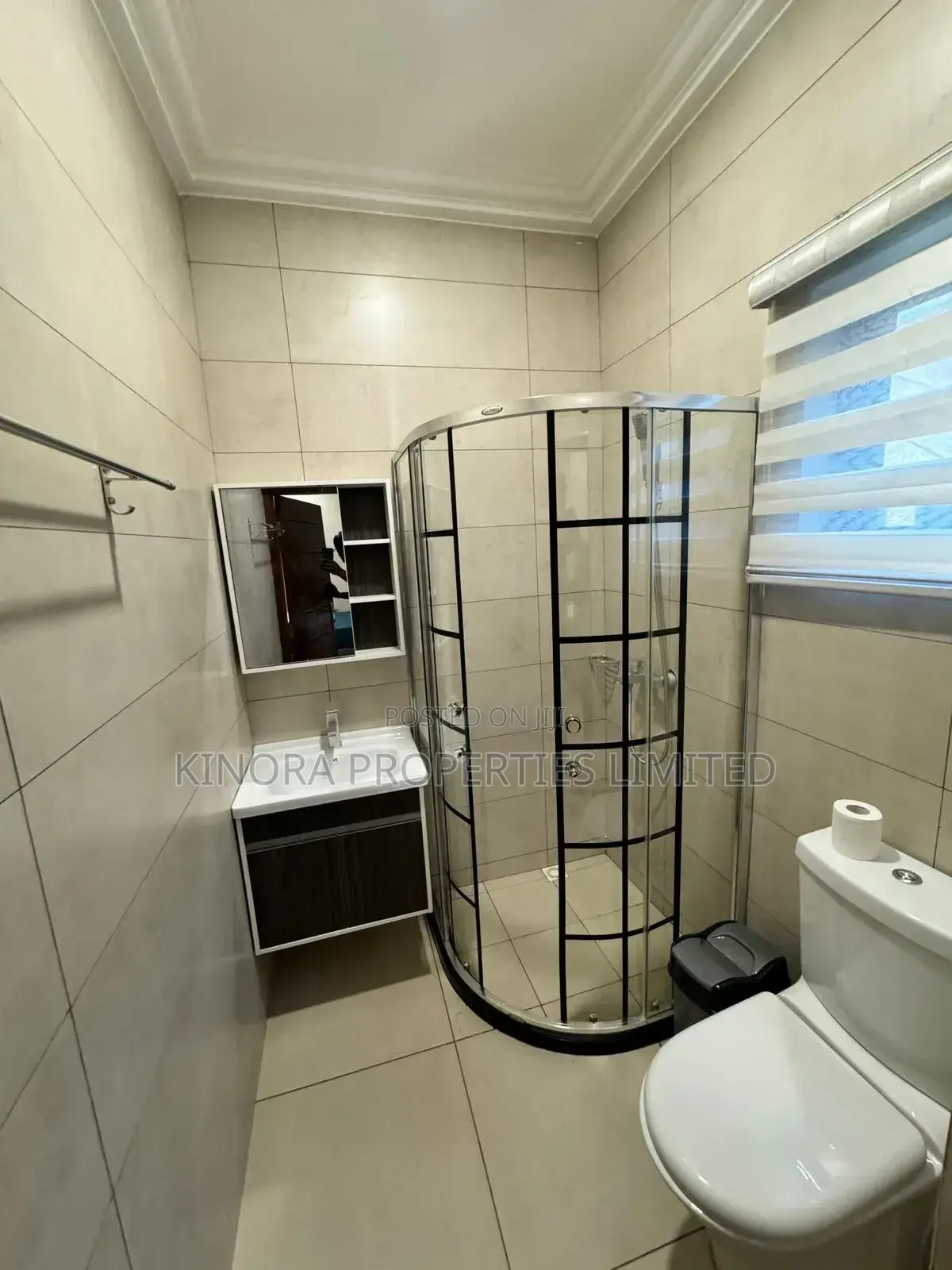4bdrm Duplex in Hatso, Papao for rent
