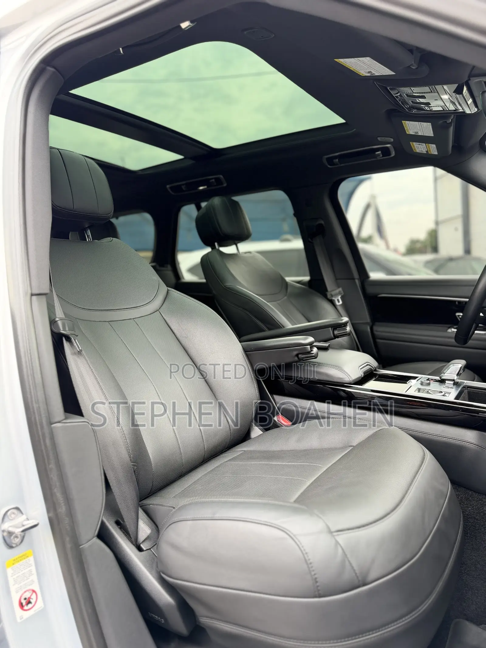 Land Rover Range Rover Vogue 2024 Silver
