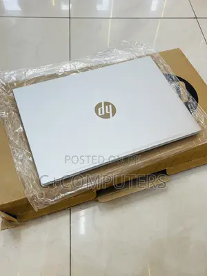 New Laptop HP 16GB Intel Core Ultra 7 SSD 512GB