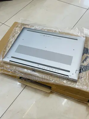 New Laptop HP 16GB Intel Core Ultra 7 SSD 512GB