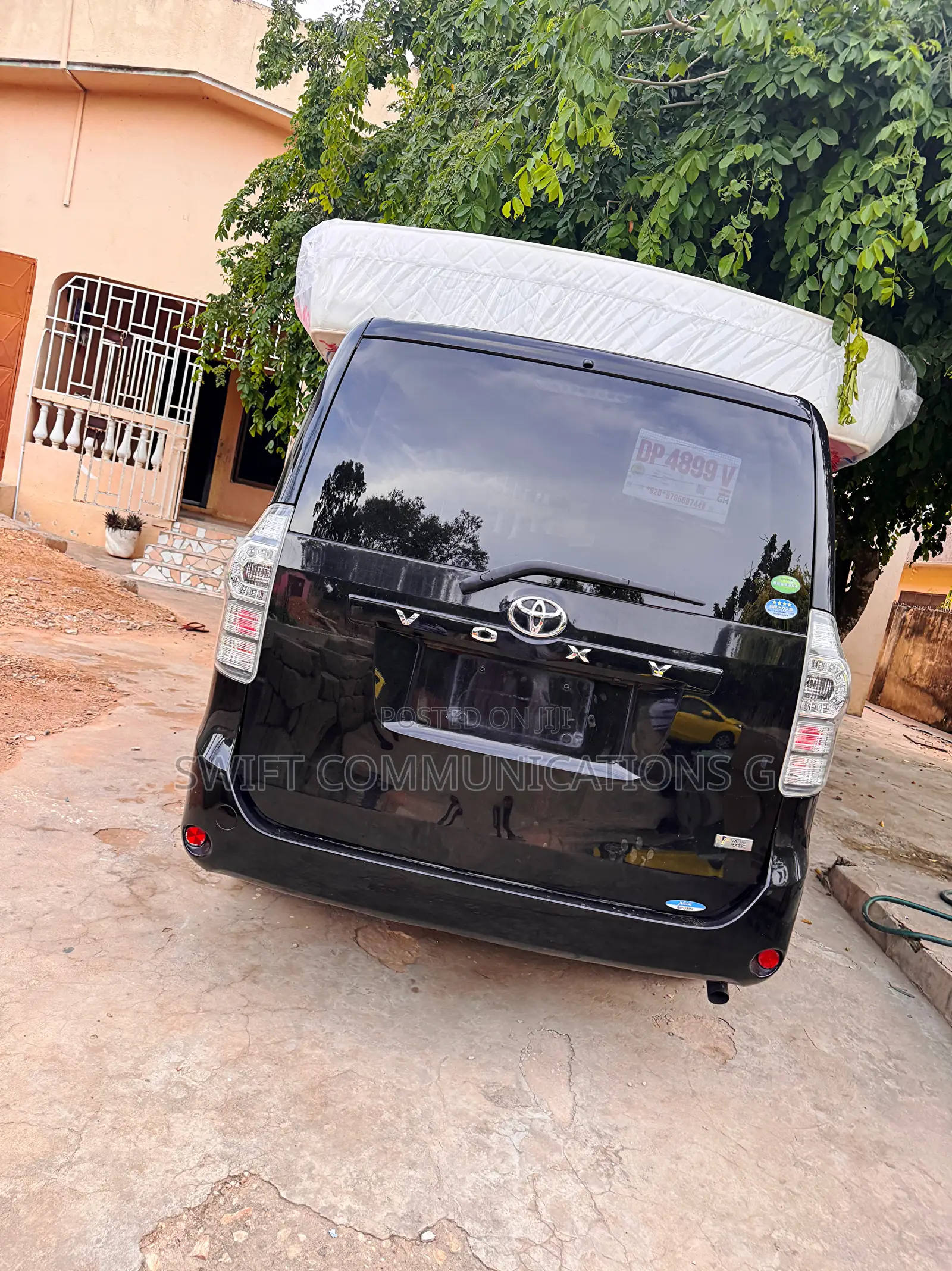 Toyota Voxy 2012 Black