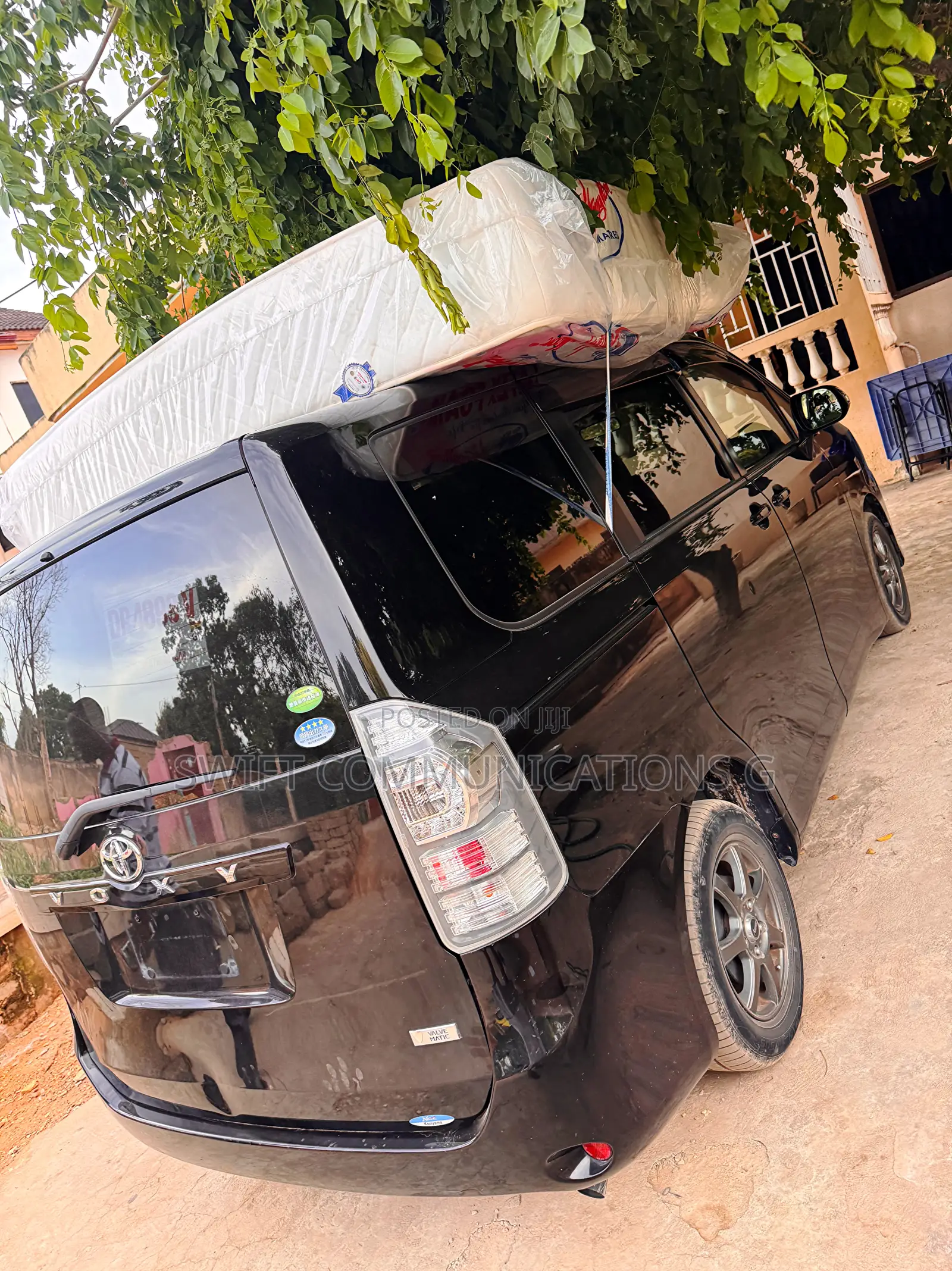 Toyota Voxy 2012 Black