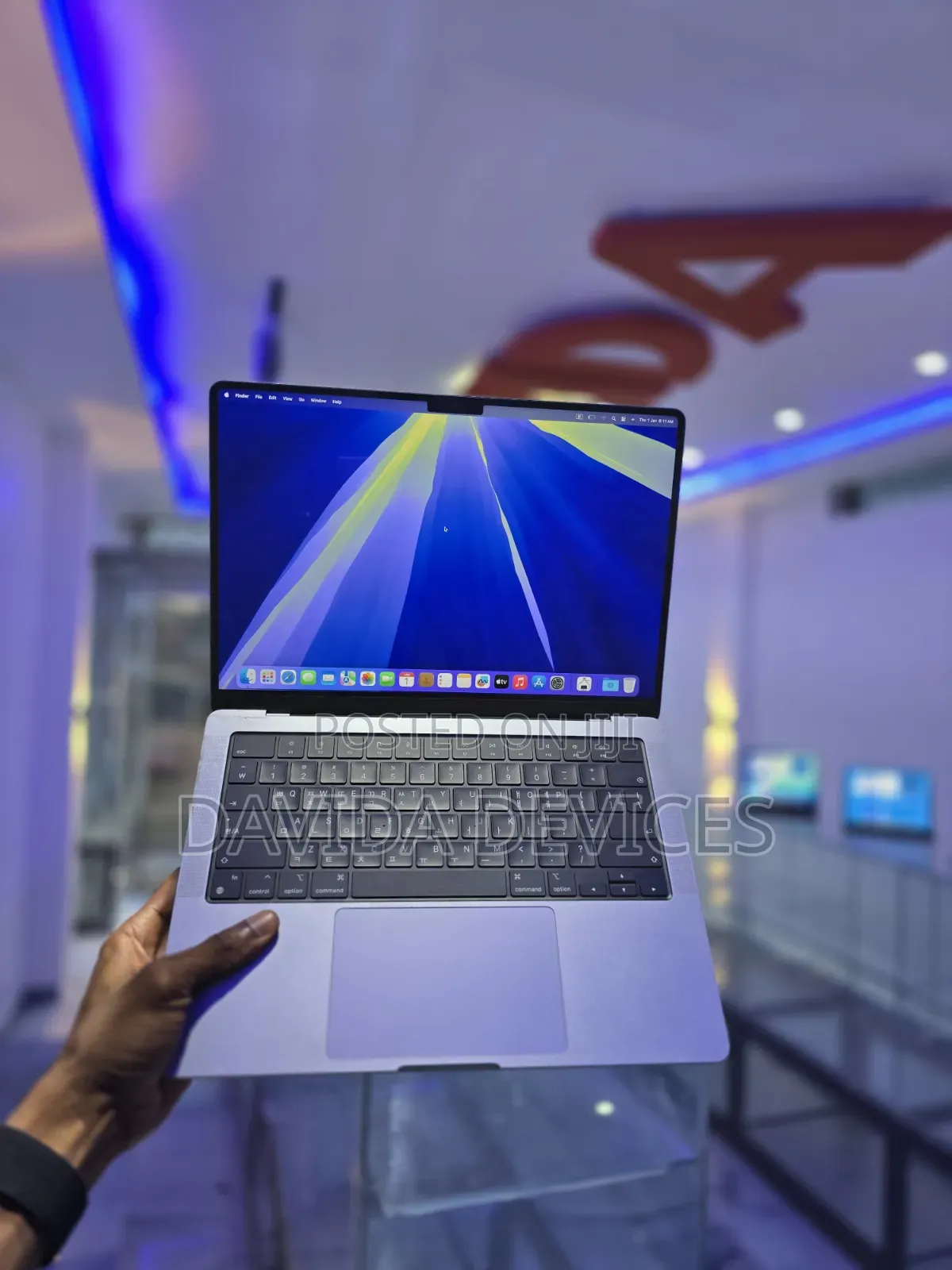 Laptop Apple MacBook Pro 2021 M1 16GB Apple M1 Pro SSD 512GB