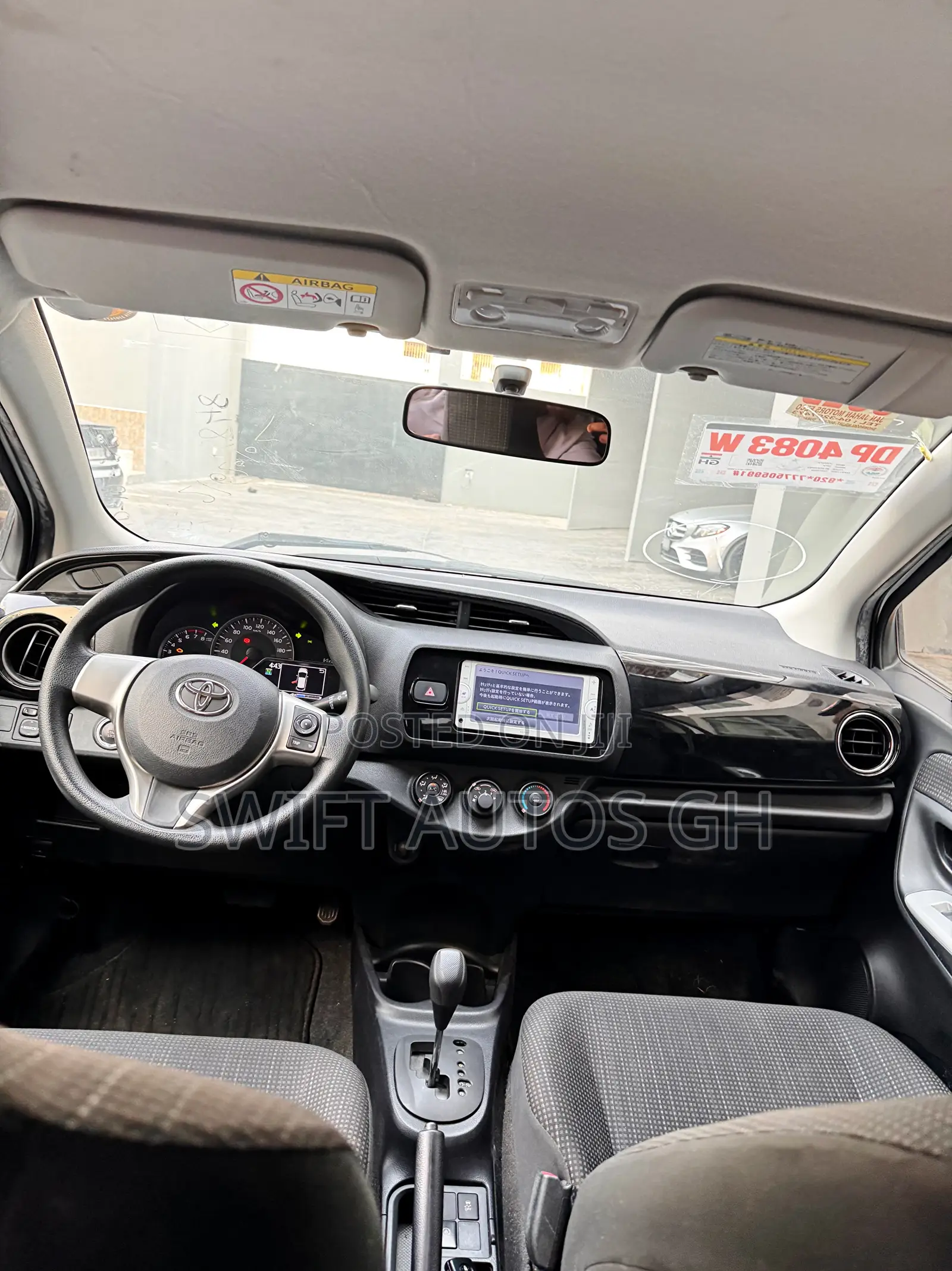 Toyota Vitz 1.3 FWD 5dr 2015 White