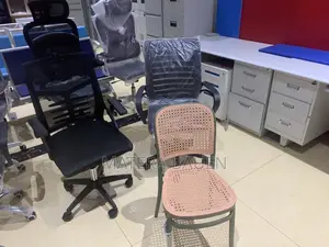 Quality Plastic Chair Green and Brown #Yd31