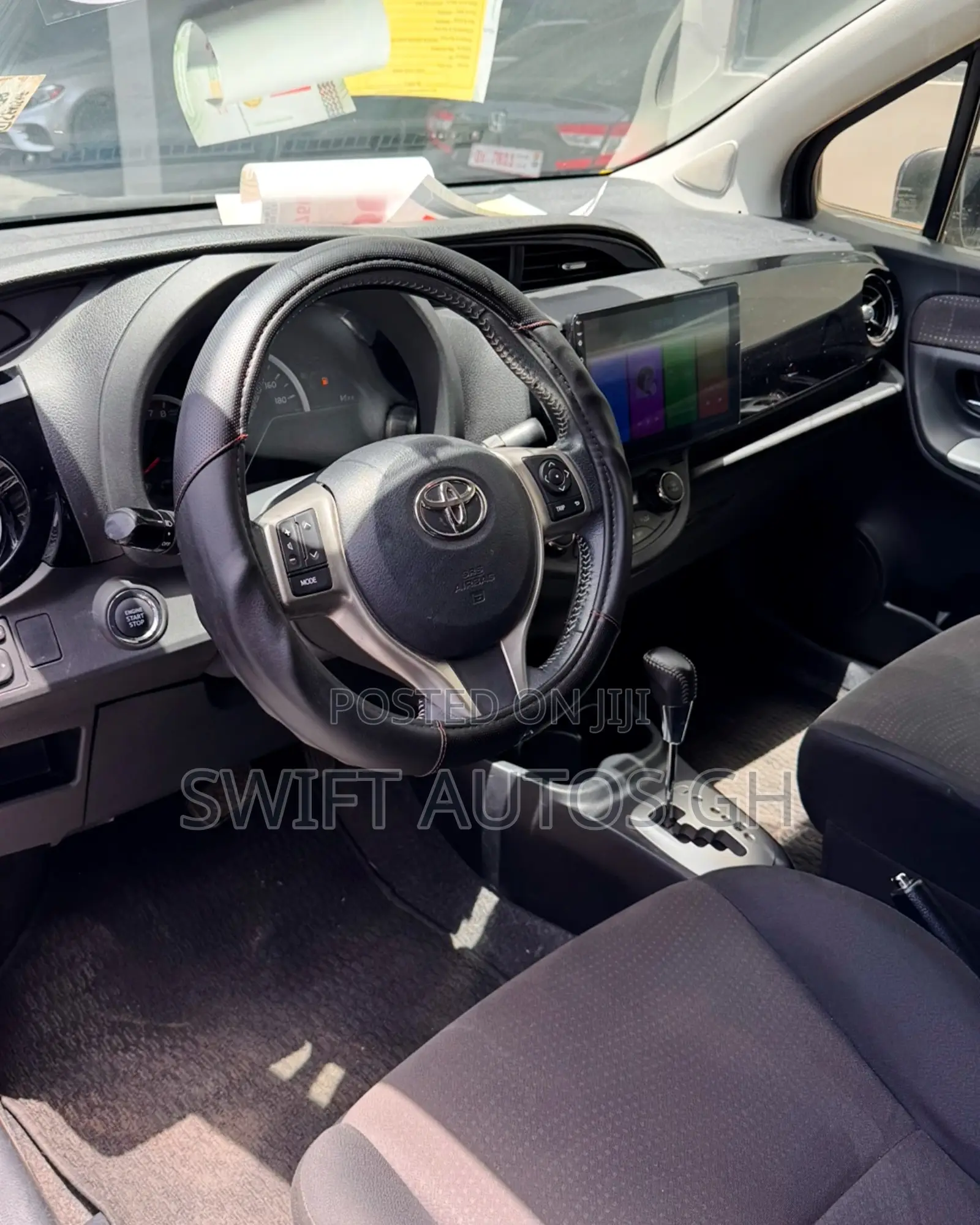 Toyota Vitz 1.3 FWD 5dr 2017 White