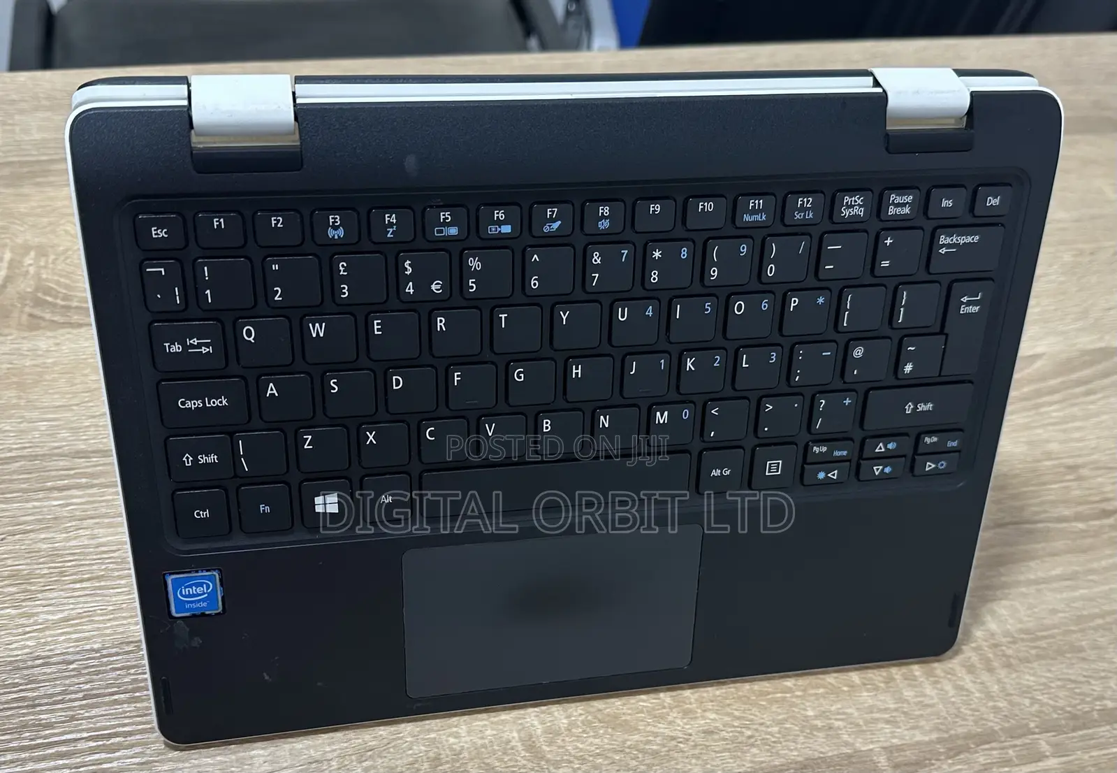 Laptop Acer Aspire R3-131T 4GB Intel Celeron SSD 128GB
