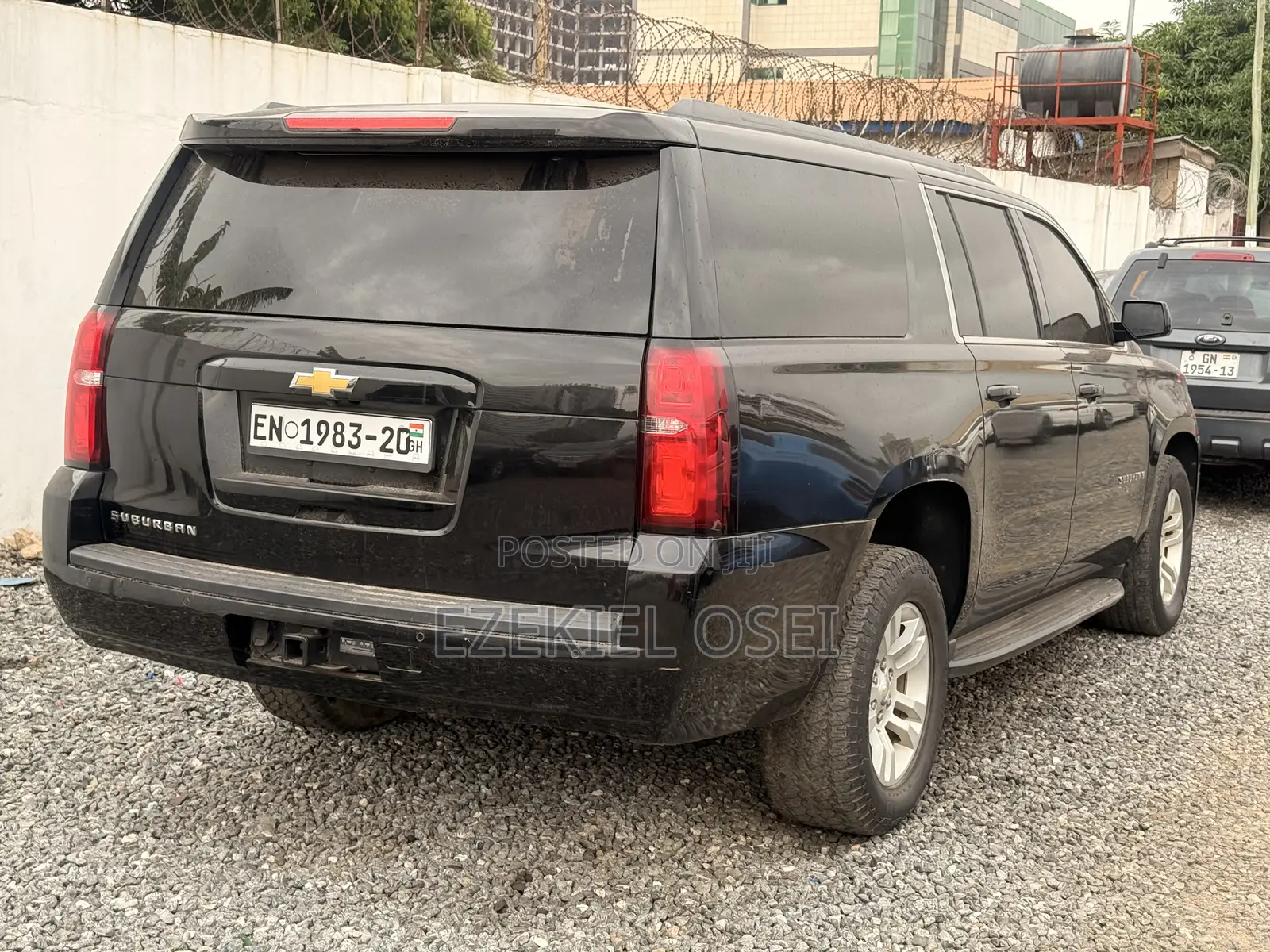Chevrolet Suburban LS 4x2 2016 Black