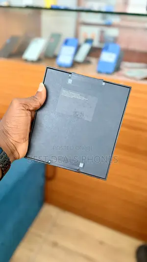 New Samsung Galaxy Z Fold7 256 GB Rose Gold