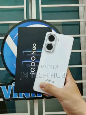 New Vivo iQOO Neo11 256 GB White