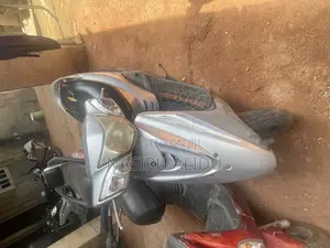Yamaha 2017 Silver