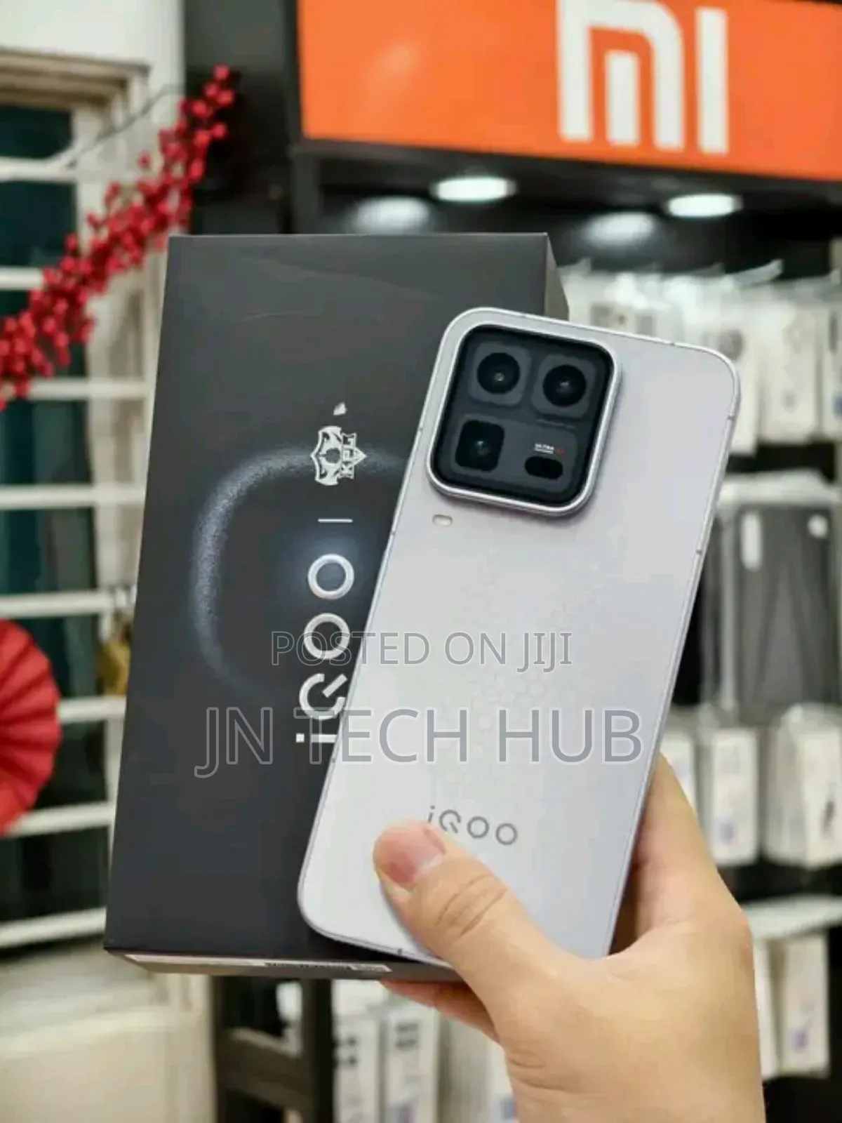 New Vivo iQOO 15 512 GB White