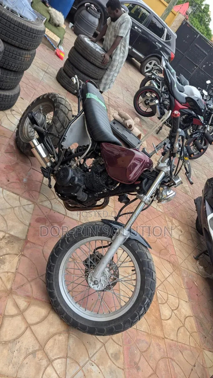 Yamaha 2010 Purple