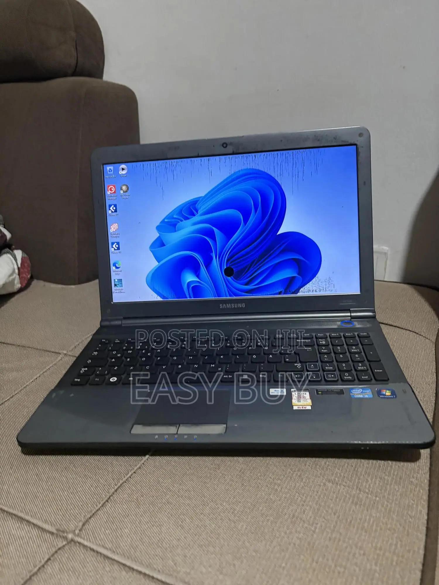 Laptop Samsung RC520 8GB Intel Core i5 HDD+SSD 128GB