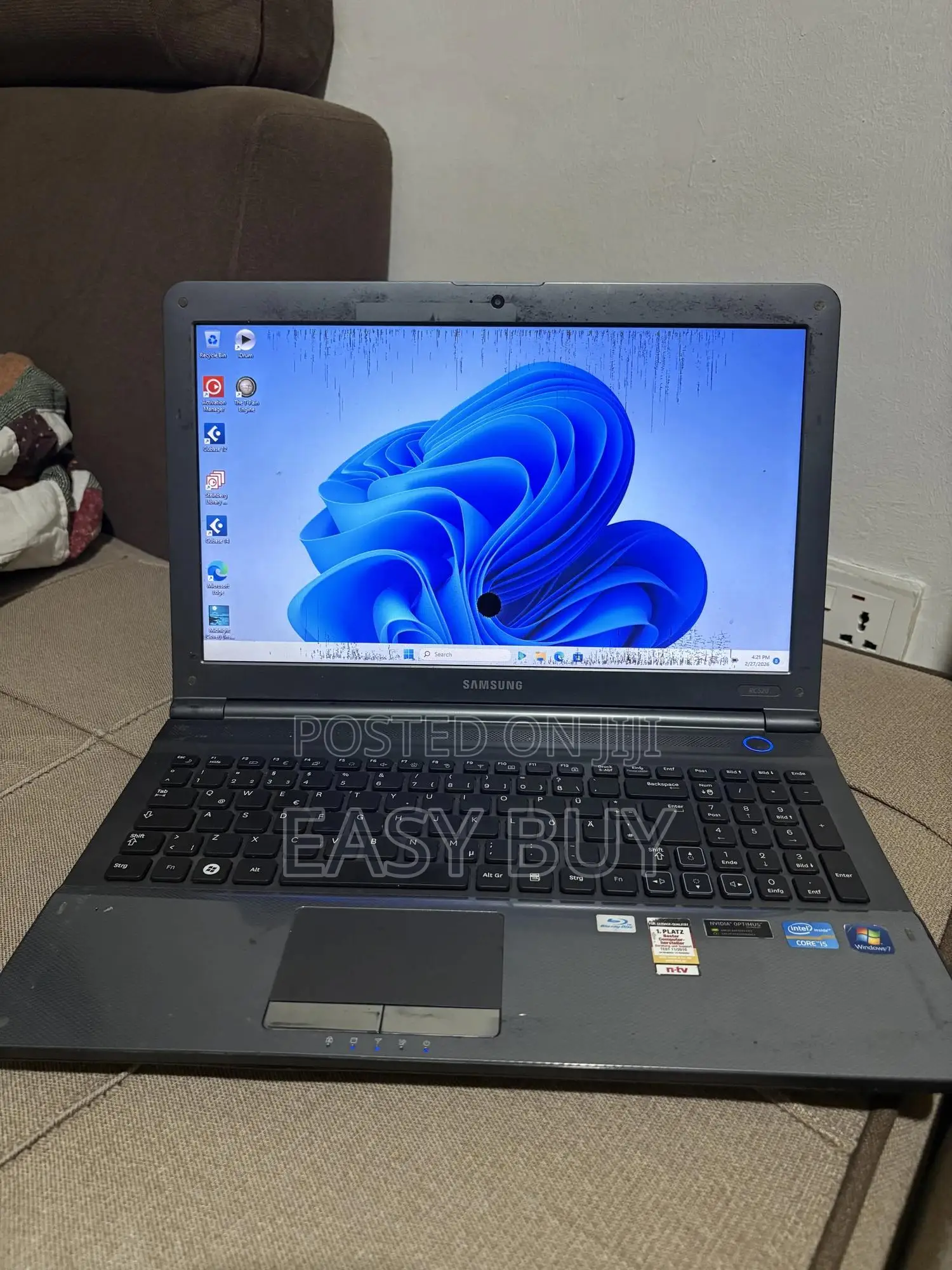 Laptop Samsung RC520 8GB Intel Core i5 HDD+SSD 128GB