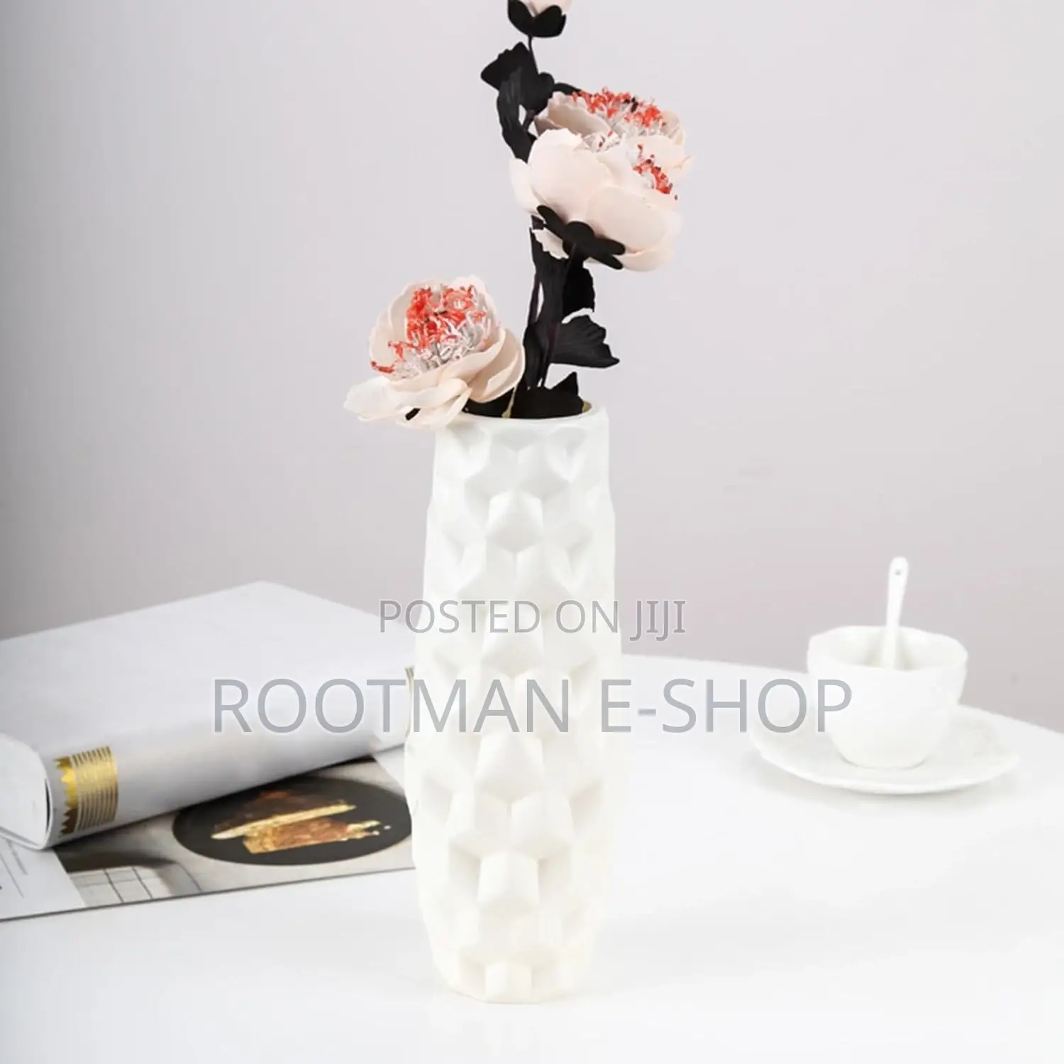 Plastic Flower Vase – Geometric Tall Vase - 1-Piece