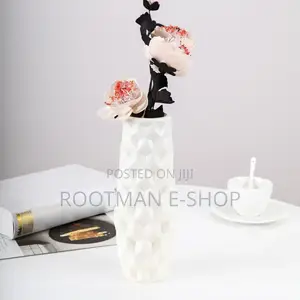 Plastic Flower Vase – Geometric Tall Vase - 1-Piece