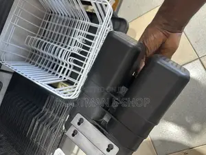 Stainless Steel Wire Frame Dish Drying Rack With Dual Cutlery Drip Cup
