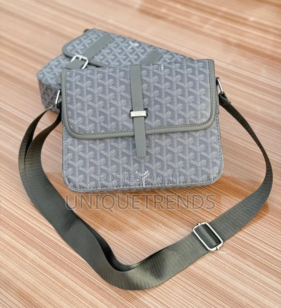 Goyard Belverdere Shoulder Bags