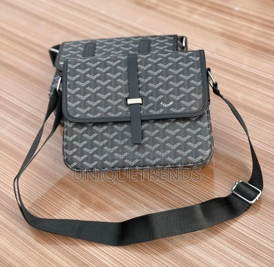 Goyard Belverdere Shoulder Bags